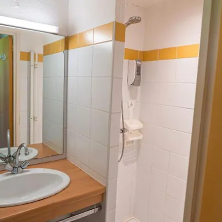 Charmant, Animaux Admis - 5 Pers. - Api-1-52-2357 * مارفيجول