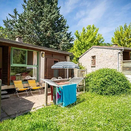 Charmant, Animaux Admis - 5 Pers. - Api-1-52-2357 مكان تخييم *